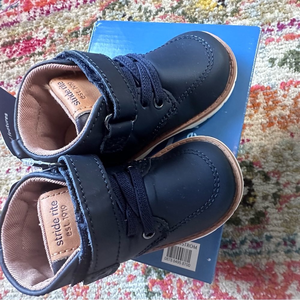 Brand new with tags in box Stride Rite toddler size 4 shoes